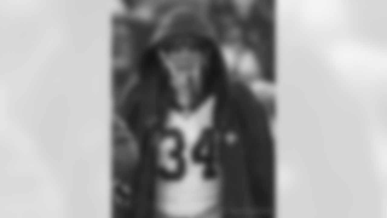 Check out the game action photos from the New Orleans Saints game against the Tampa Bay Buccaneers for Week 14 of the 2025 NFL season on Dec. 7, 2025 at Raymond James Stadium.