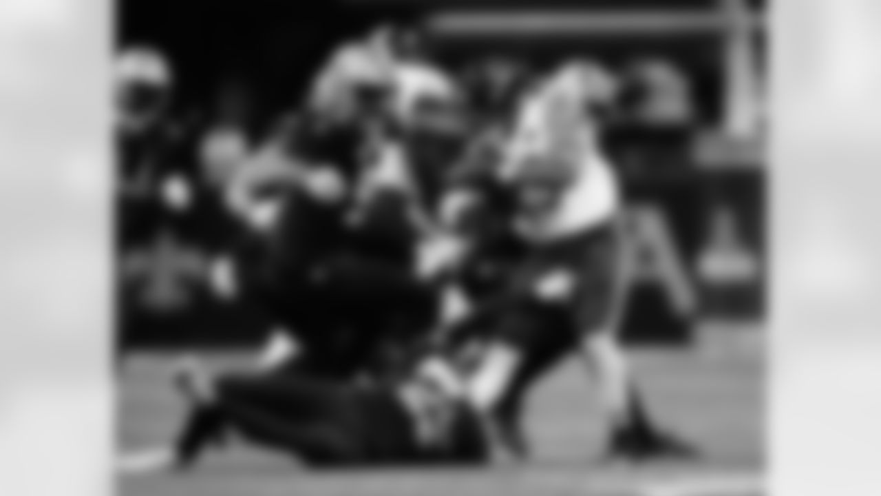 Check out the game action shots from the New Orleans Saints game against the Chicago Bears in Week 9 of the 2023 NFL season.