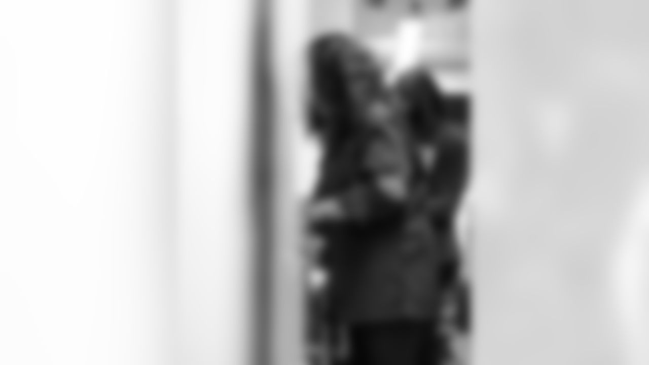 New Orleans Saints linebacker Demario Davis and his wife, Tamela's Devoted Dreamers Foundation hosted the annual "Dinner with the Davises" event at the Boys and Girls Club Gretna on Nov. 18, 2025.