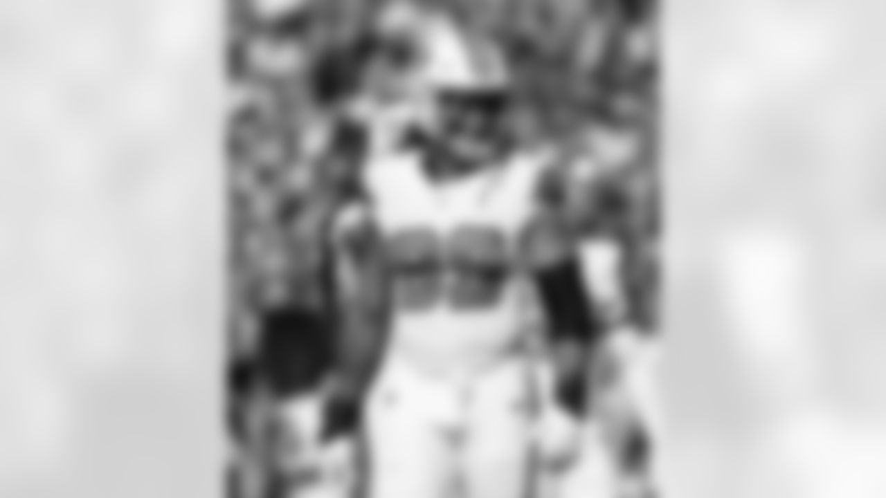 Check out the game action photos from the New Orleans Saints game against the Carolina Panthers for Week 10 of the 2025 NFL season on Nov. 9, 2025 at Bank of America Stadium.