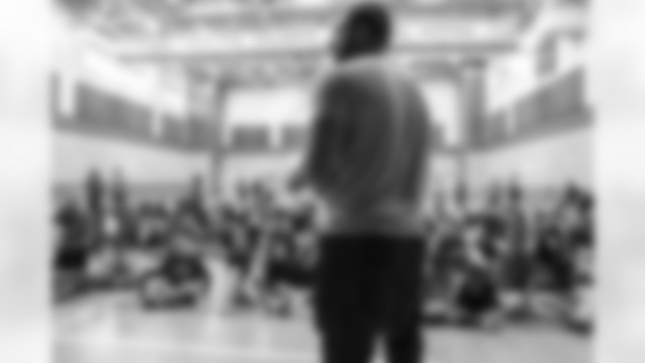 New Orleans Saints defensive end Cameron Jordan visited elementary school students at Sherwood Forest Elementary on Monday, Nov. 6 to talk about leadership and more.