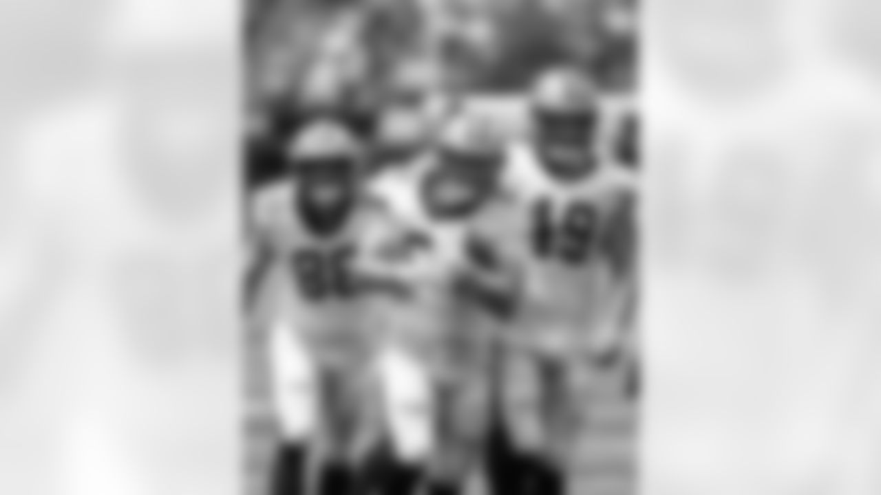 Check out the game action photos from the New Orleans Saints game against the Los Angeles Chargers in Week 1 of the 2025 NFL preseason.