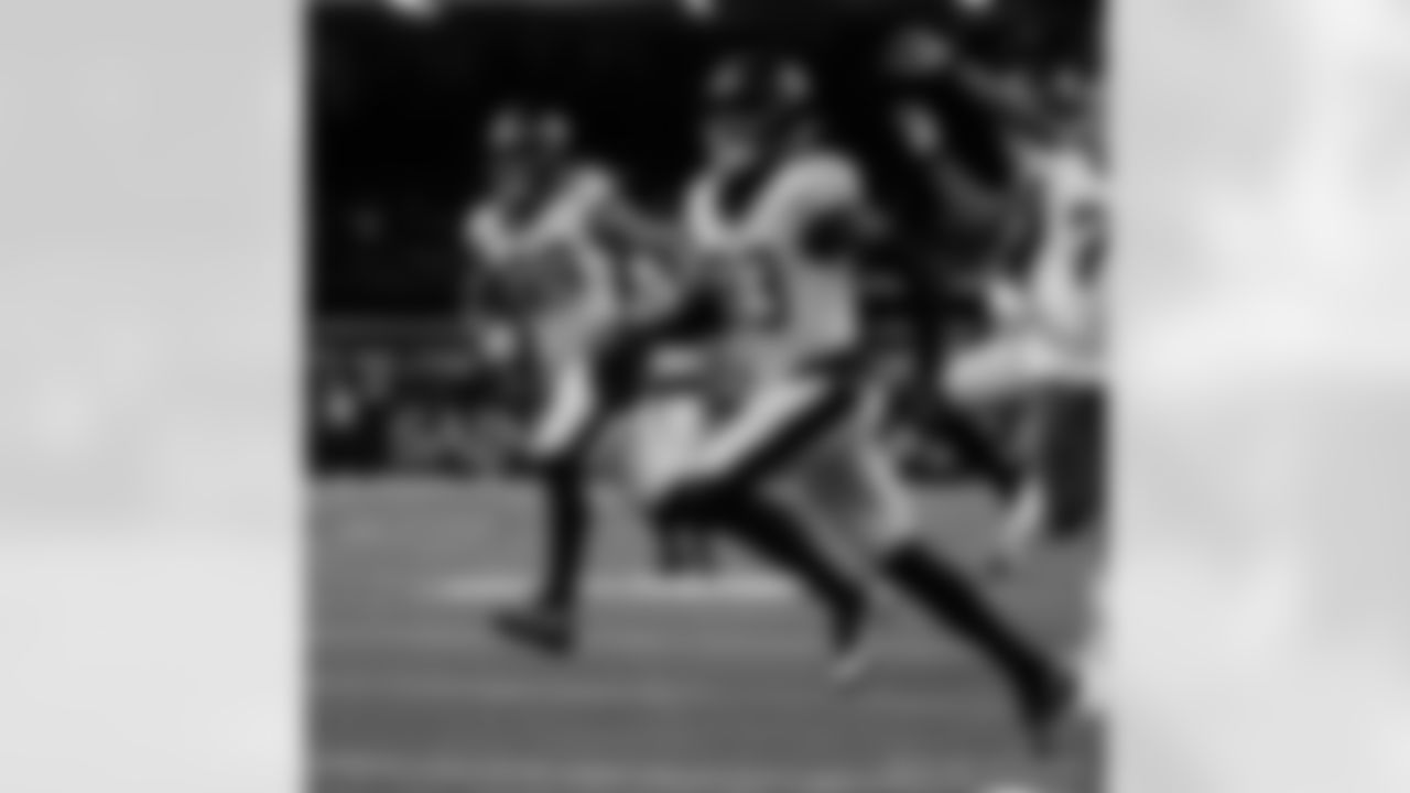 Check out the game action photos from the New Orleans Saints game against the New York Jets for Week 16 of the 2025 NFL season on Dec. 21, 2025 at the Caesars Superdome.