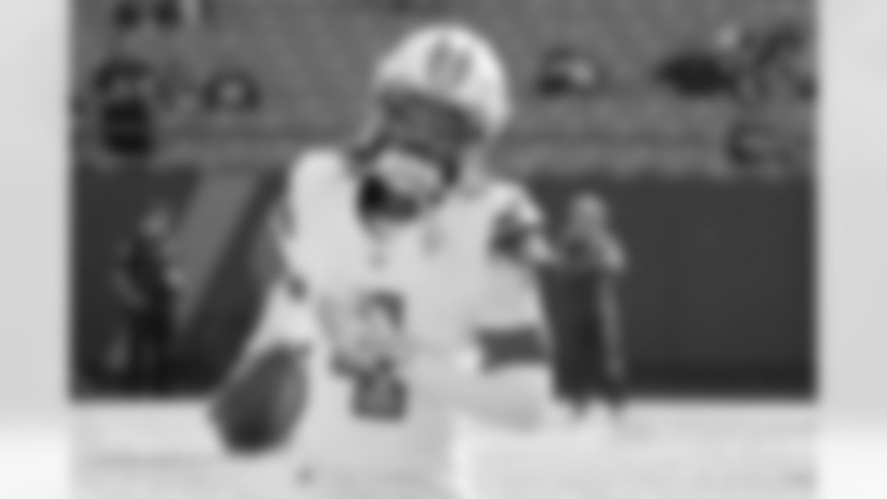 Check out the pregame photos from the New Orleans Saints game against the Carolina Panthers for Week 10 of the 2025 NFL season on Nov. 9, 2025 at Bank of America Stadium.