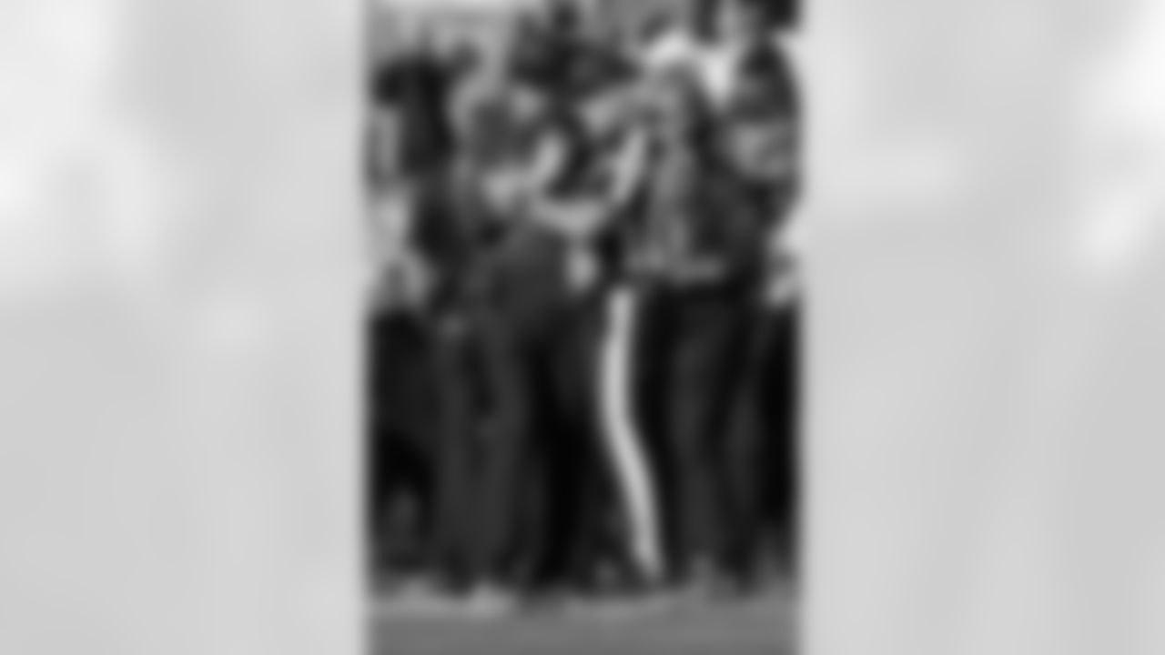 Check out the game action photos from the New Orleans Saints game against the Carolina Panthers for Week 10 of the 2025 NFL season on Nov. 9, 2025 at Bank of America Stadium.