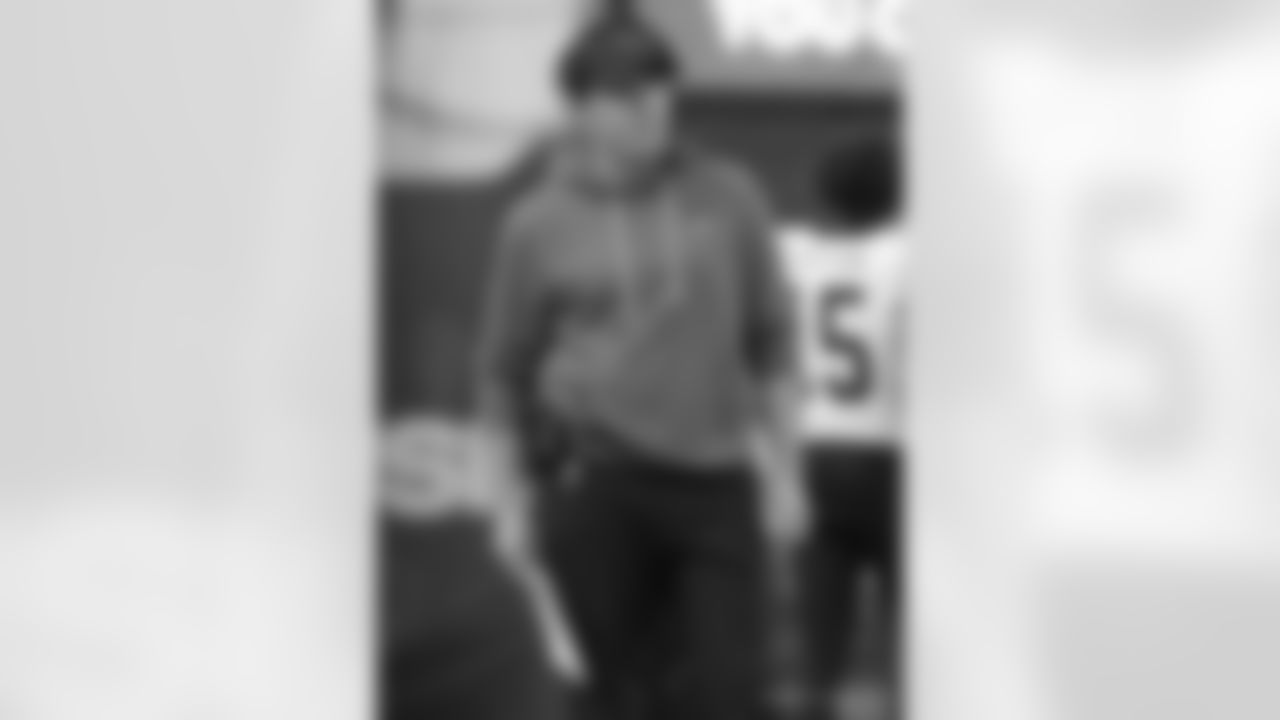 Check out the game action photos from the New Orleans Saints game against the Los Angeles Rams for Week 9 of the 2025 NFL season on Nov. 2, 2025 at SoFi Stadium.