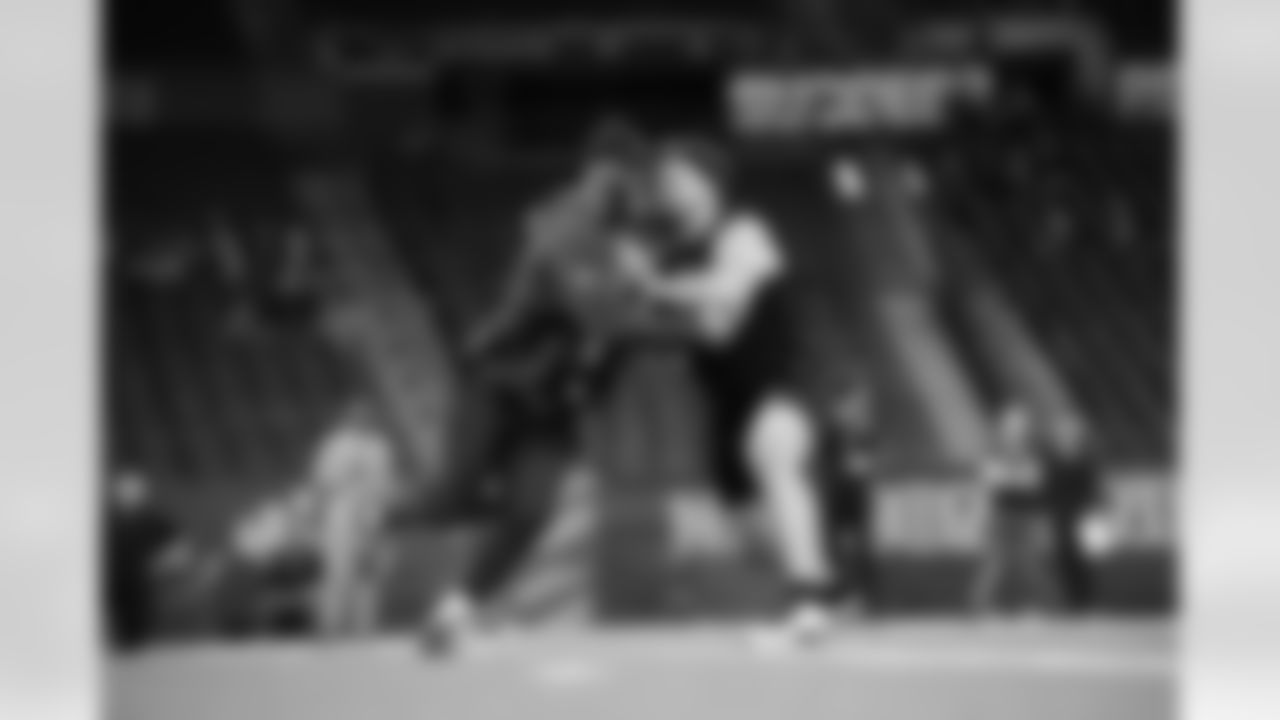 Georgia offensive lineman Monroe Freeling (24) participates in a drill during the 2026 NFL Scouting Combine on Sunday, March 1, 2026 in Indianapolis, Indiana.