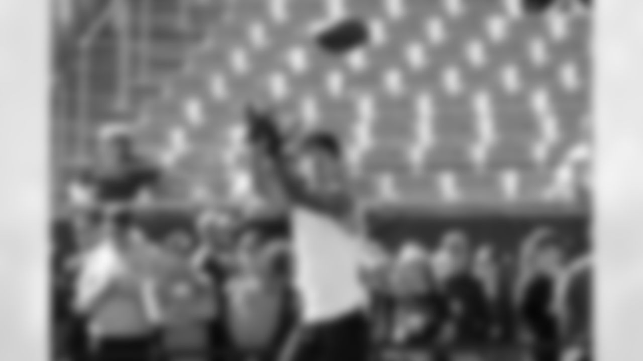 Check out the pregame photos from the New Orleans Saints game against the Carolina Panthers for Week 10 of the 2025 NFL season on Nov. 9, 2025 at Bank of America Stadium.