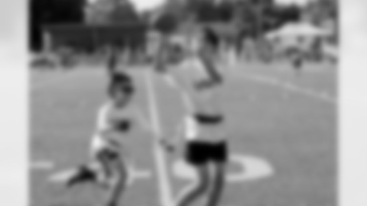 New Orleans Saints linebacker Demario Davis joined young athletes for a Play Football Experience and Flag Football clinic in Paris, France on Saturday, July 12, 2025.