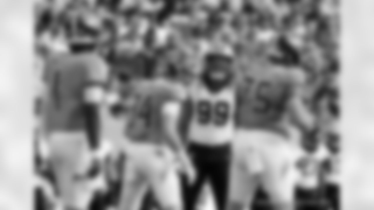 Check out the game action photos from the New Orleans Saints game against the Tennessee Titans for Week 17 of the 2025 NFL season on Dec. 28, 2025 at Nissan Stadium.