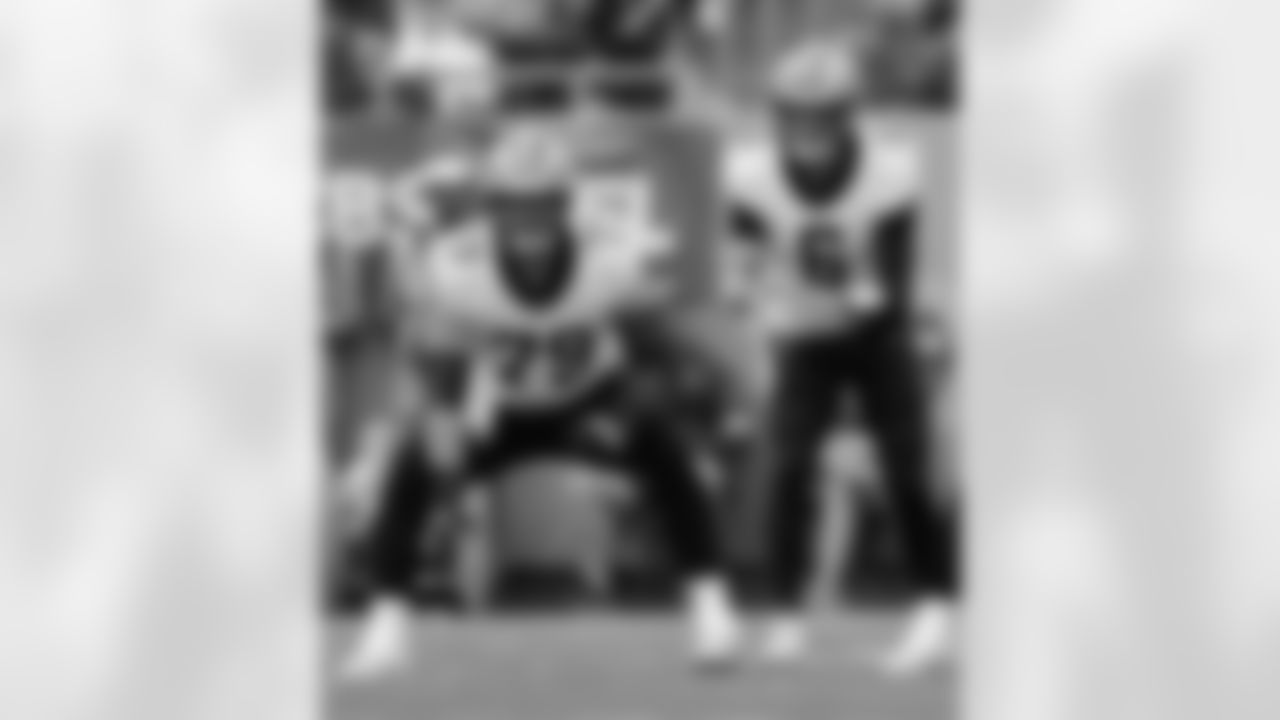 OL Luke Fortner (79) and QB Tyler Shough (6) get ready for the snap during the New Orleans Saints game against the Tennessee Titans for Week 17 of the 2025 NFL season on Dec. 28, 2025 at Nissan Stadium.