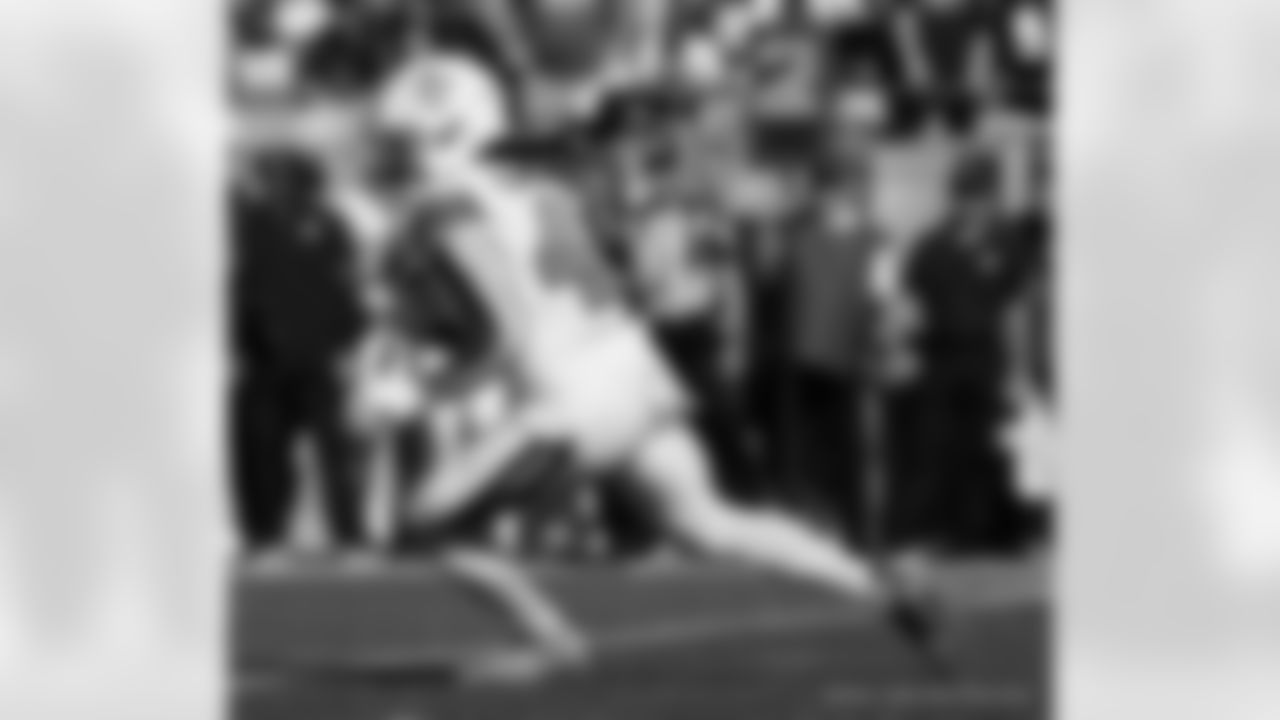 Check out the game action photos from the New Orleans Saints game against the Carolina Panthers for Week 10 of the 2025 NFL season on Nov. 9, 2025 at Bank of America Stadium.