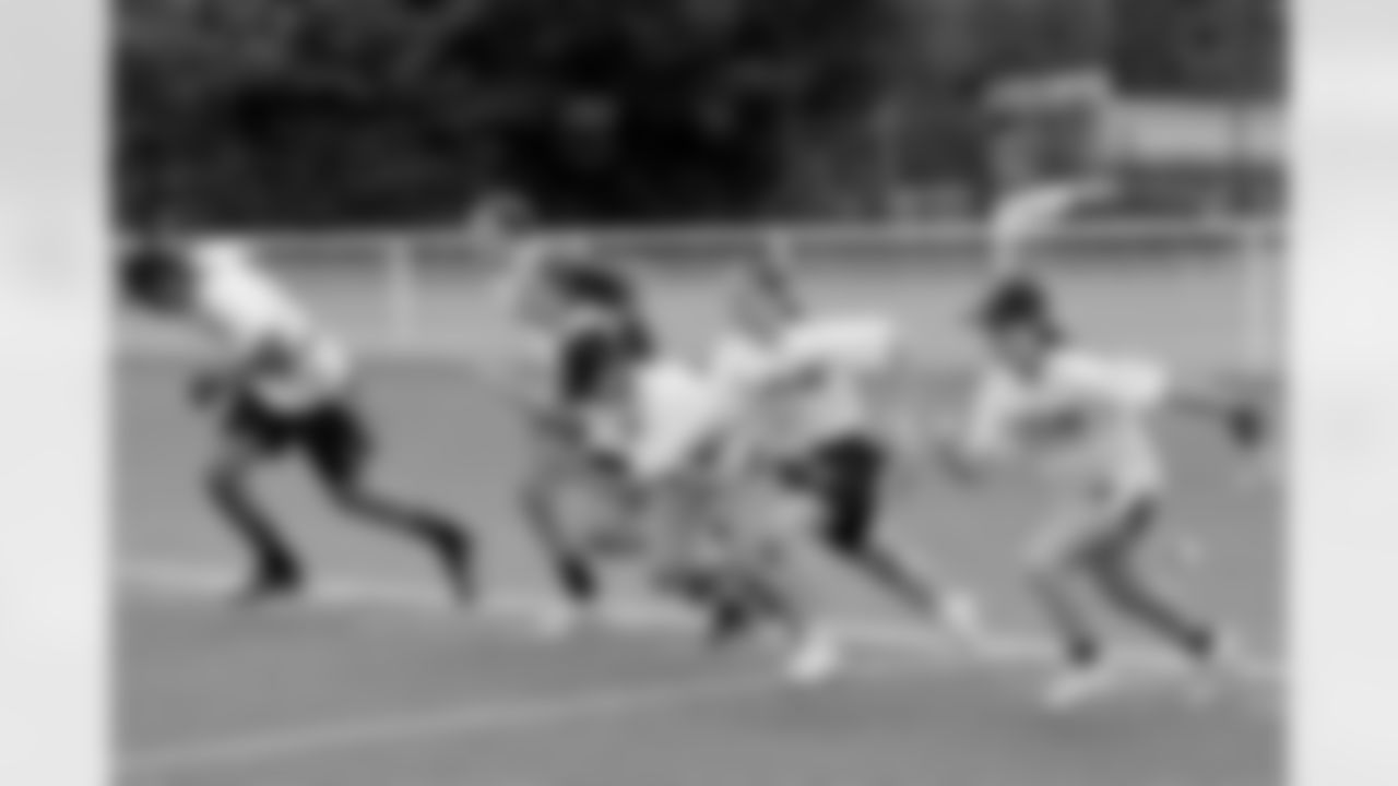 New Orleans Saints linebacker Demario Davis joined young athletes for a Play Football Experience and Flag Football clinic in Paris, France on Saturday, July 12, 2025.