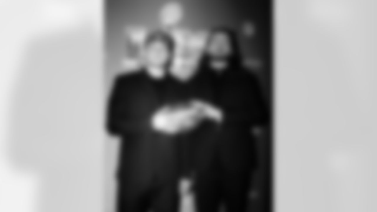 The NFL hosted a Super Bowl LX watch party at Casino Mistinguett in Paris on Sunday, February 8, 2026, featuring a Saints-branded corner with gift bags including Saints hats. Additionally, the French Quarter podcast organized a watch party for American football fans in Paris.