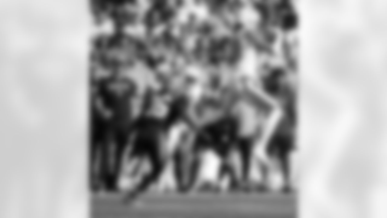 Check out the game action photos from the New Orleans Saints game against the Carolina Panthers for Week 10 of the 2025 NFL season on Nov. 9, 2025 at Bank of America Stadium.