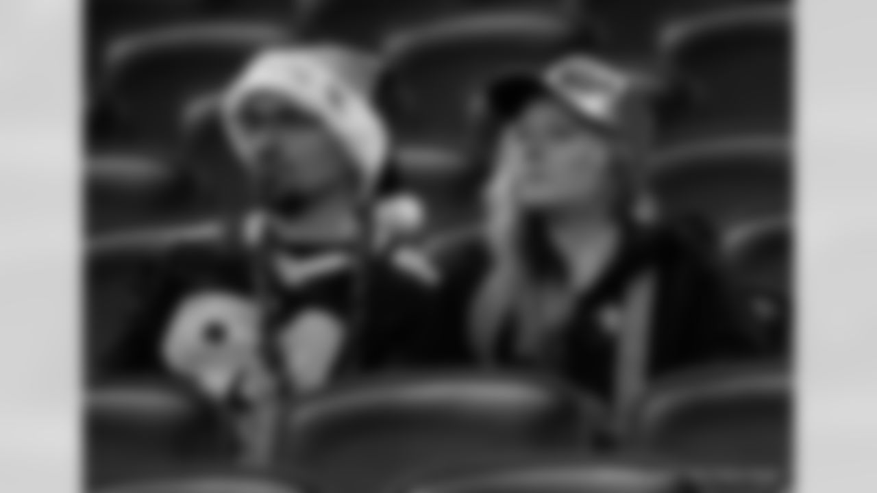 Check out the fan photos from the New Orleans Saints game against the New York Jets for Week 16 of the 2025 NFL season on Dec. 21, 2025 at the Caesars Superdome.