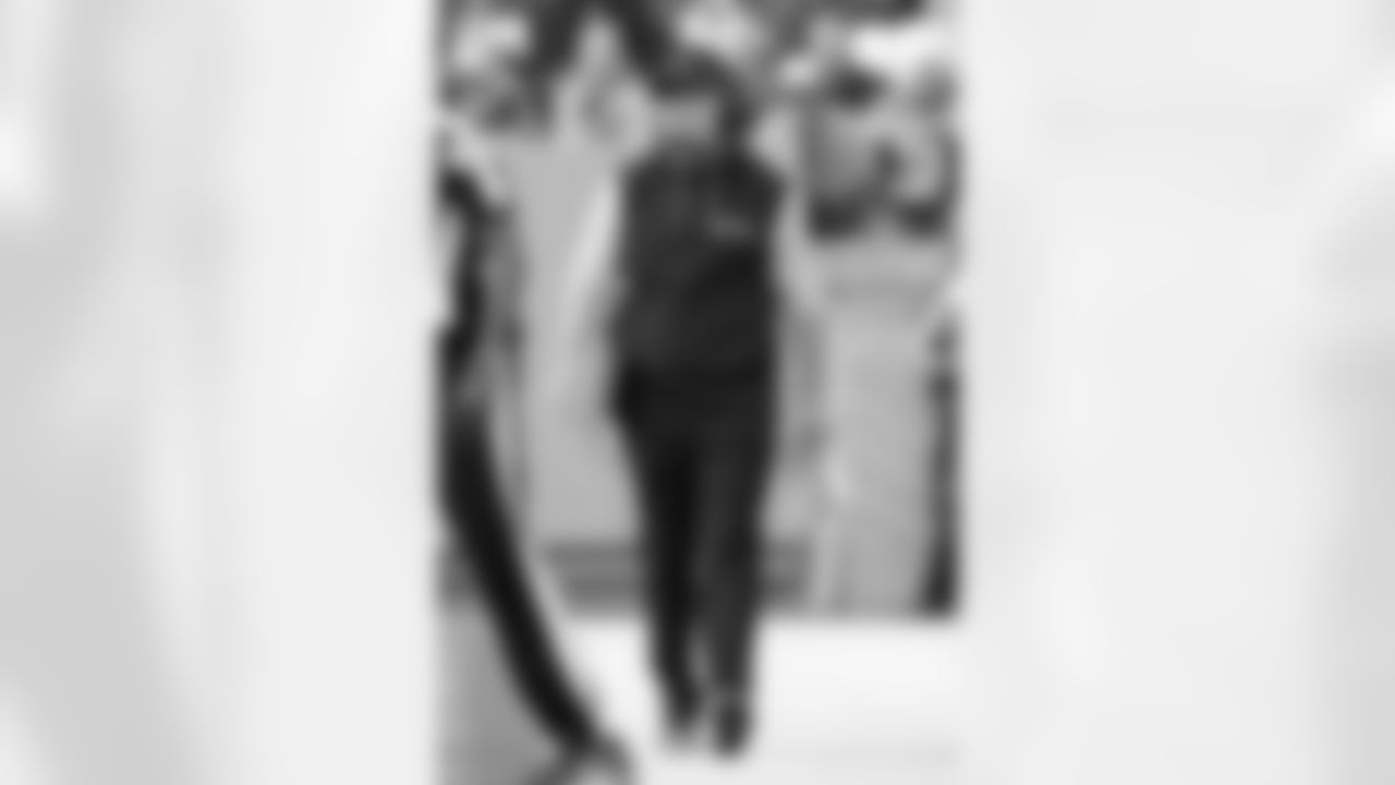 Check out the game action photos from the New Orleans Saints game against the Tennessee Titans for Week 17 of the 2025 NFL season on Dec. 28, 2025 at Nissan Stadium.