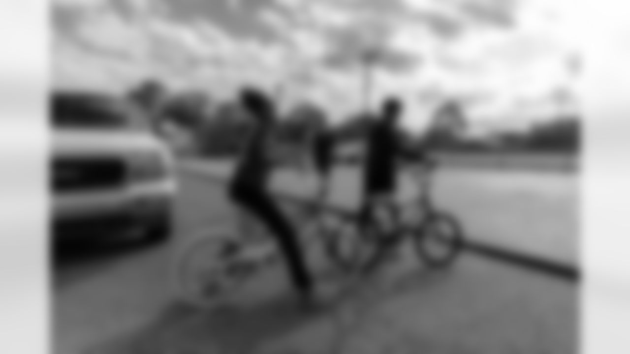 New Orleans Saints defensive tackle Davon Godchaux hosted a holiday bike giveaway on Saturday, Dec. 20, 2025 in Plaquemine, Louisiana, providing children with bicycles to celebrate Christmas and spread holiday cheer in the community.