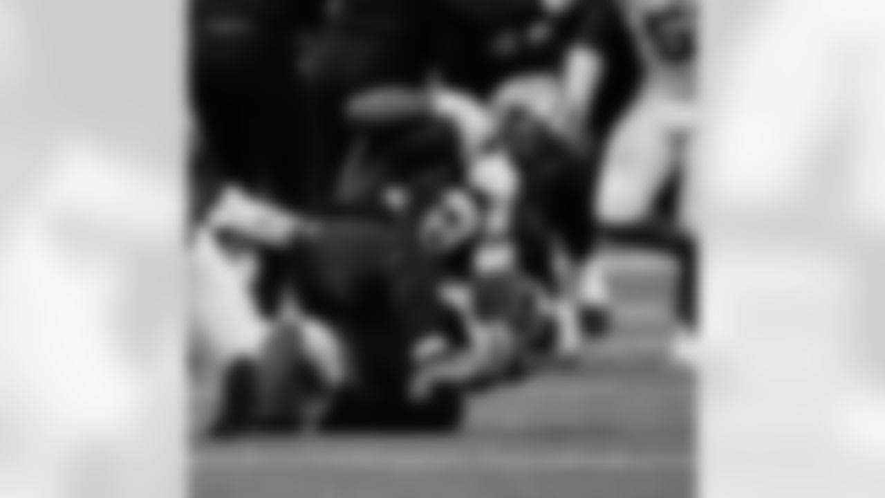 Check out the game action photos from the New Orleans Saints game against the New York Giants for Week 5 of the 2025 NFL season on Oct. 5, 2025 at Caesars Superdome.
