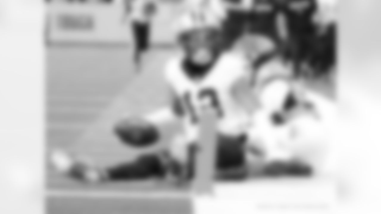 Check out the game action photos from the New Orleans Saints game against the Tennessee Titans for Week 17 of the 2025 NFL season on Dec. 28, 2025 at Nissan Stadium.