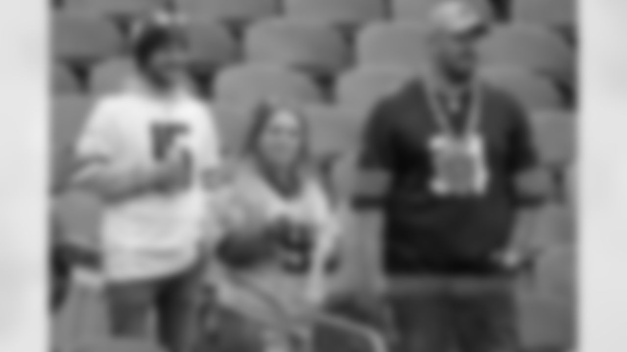 Check out the fan photos from the New Orleans Saints game against the Chicago Bears for Week 7 of the 2025 NFL season on Oct. 19, 2025 at Soldier Field.