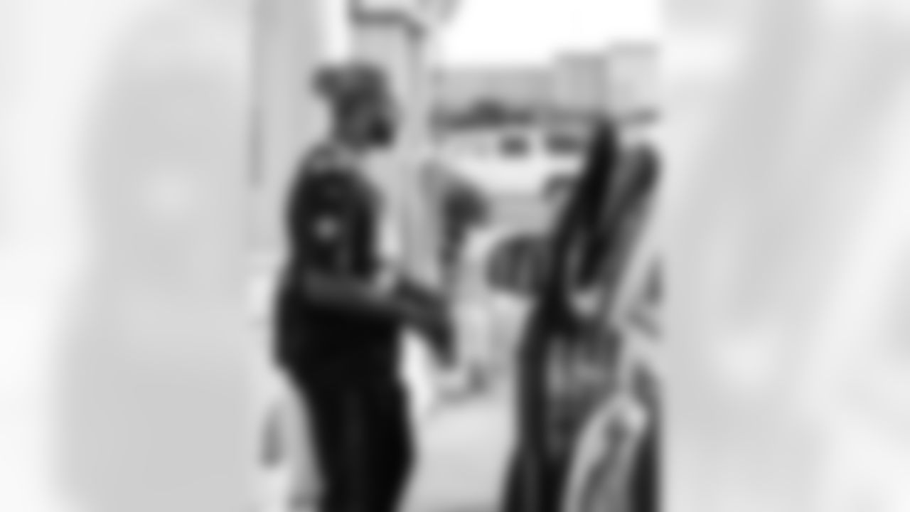 New Orleans Saints defensive end Cameron Jordan teamed up with Southern Quality Ford to provide random acts of kindness throughout the city on December 22, 2025. Jordan shared Rouses Markets gift cards with holiday shoppers, filled tanks for local fans at Chevron gas stations, and treated customers to oil changes at Southern Quality Ford.