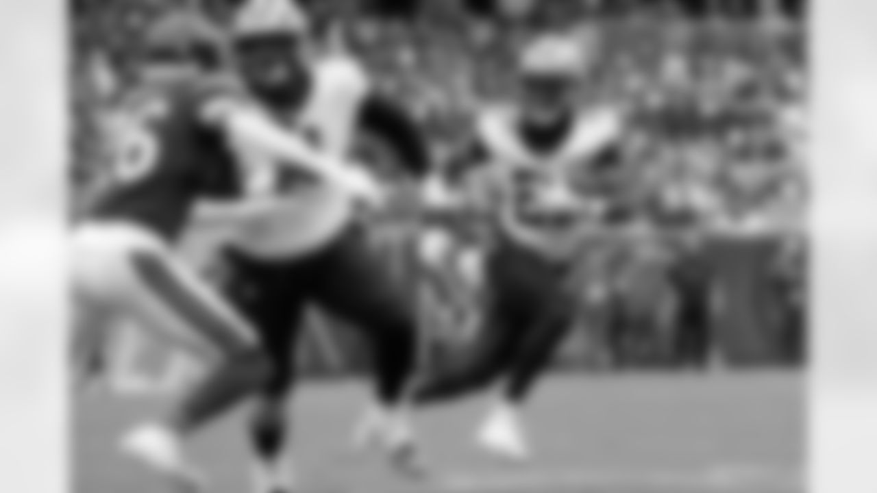 Check out the game action photos from the New Orleans Saints game against the Chicago Bears for Week 7 of the 2025 NFL season on Oct. 19, 2025 at Soldier Field.