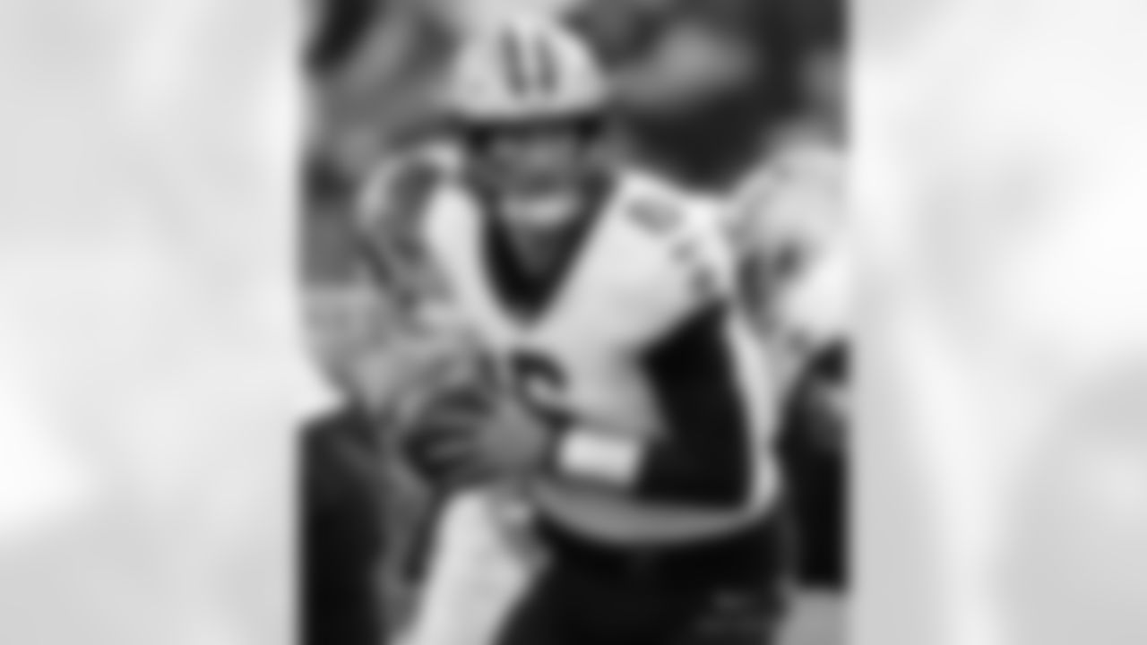 Check out the game action photos from the New Orleans Saints game against the Tennessee Titans for Week 17 of the 2025 NFL season on Dec. 28, 2025 at Nissan Stadium.