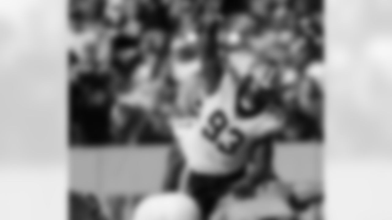 Check out the game action photos from the New Orleans Saints game against the Tennessee Titans for Week 17 of the 2025 NFL season on Dec. 28, 2025 at Nissan Stadium.