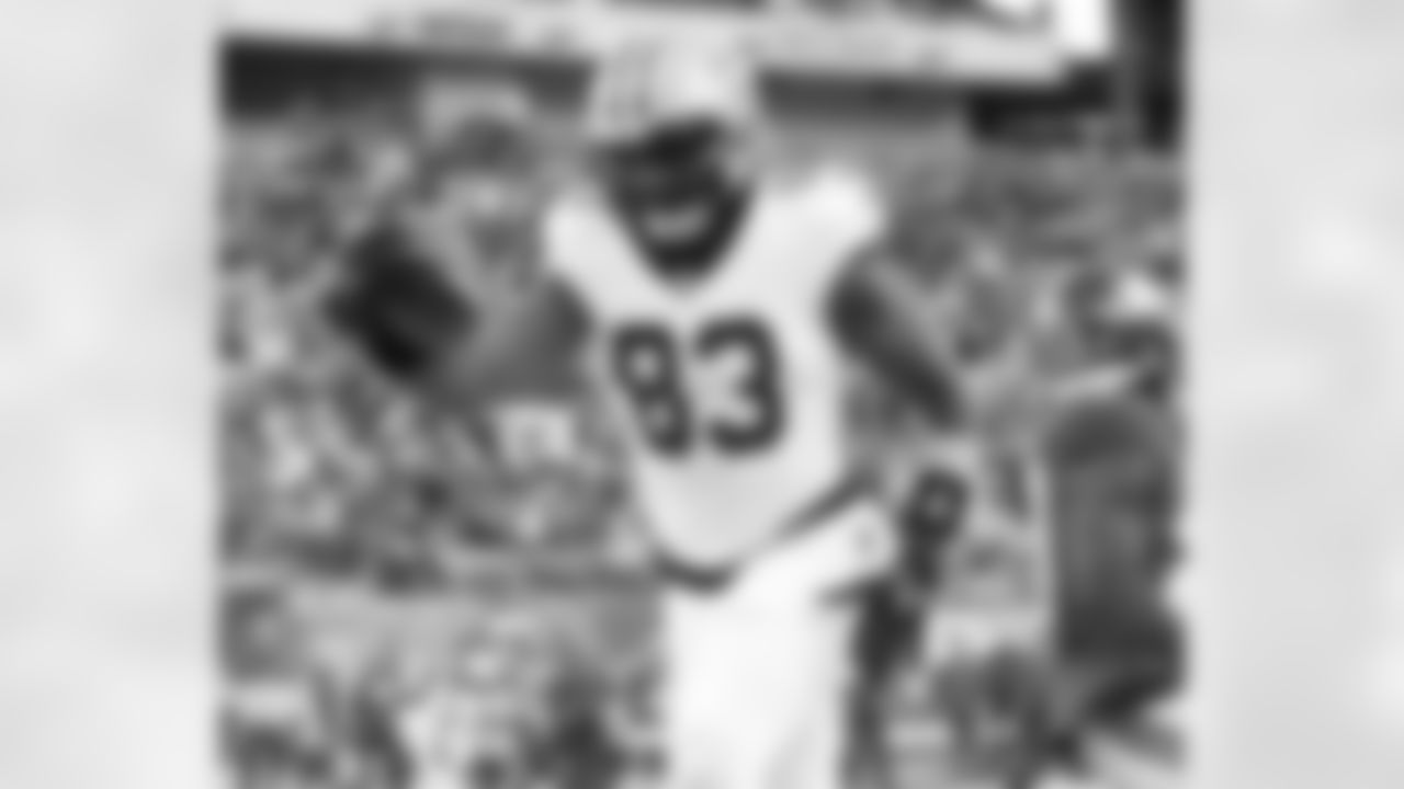 TE Juwan Johnson (83) makes an 11 yard touchdown during the New Orleans Saints game against the New York Giants for Week 14 of the 2024 NFL Season on Dec. 8, 2024 at MetLife Stadium.