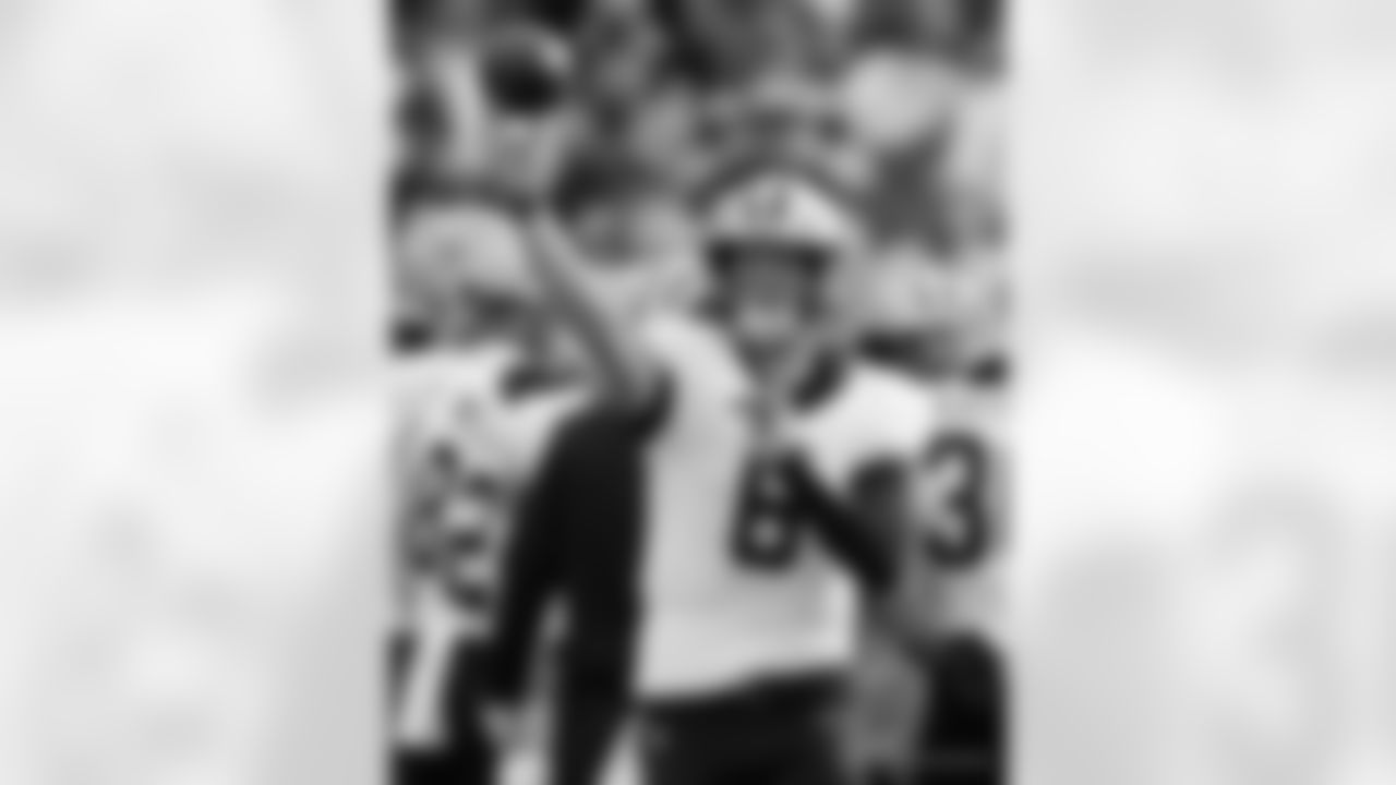 Check out the pregame photos from the New Orleans Saints game against the Tennessee Titans for Week 17 of the 2025 NFL season on Dec. 28, 2025 at Nissan Stadium.