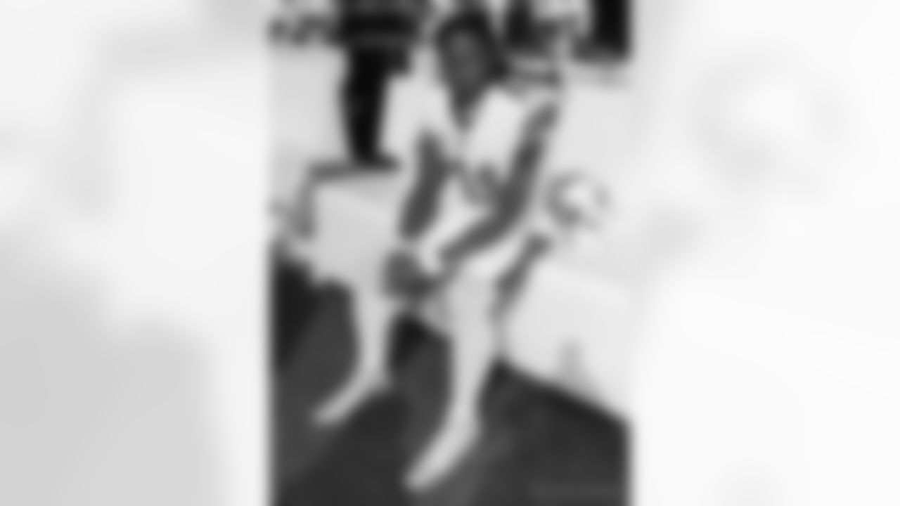 Check out the pregame photos from the New Orleans Saints game against the Carolina Panthers for Week 10 of the 2025 NFL season on Nov. 9, 2025 at Bank of America Stadium.