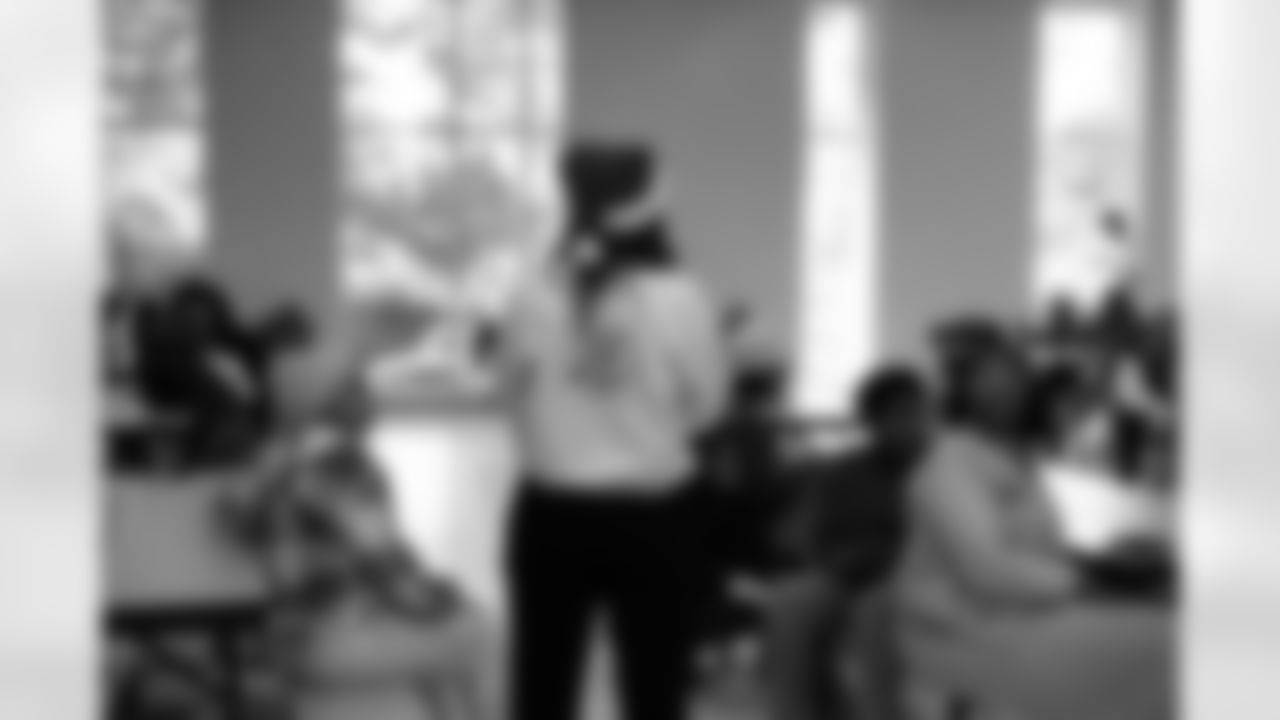 New Orleans Saints linebacker Demario Davis and his wife Tamela, through their Devoted Dreamers Foundation, teamed up with the Beignet Fest Foundation to gift holiday presents to 50 kids from Camp Benny on Wednesday, Dec. 10, 2025.