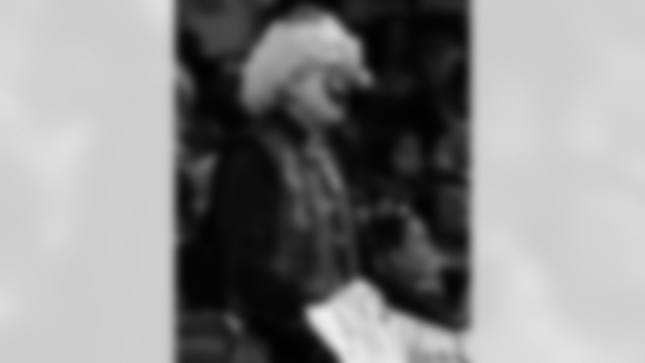 Check out the fan photos from the New Orleans Saints game against the New York Jets for Week 16 of the 2025 NFL season on Dec. 21, 2025 at the Caesars Superdome.