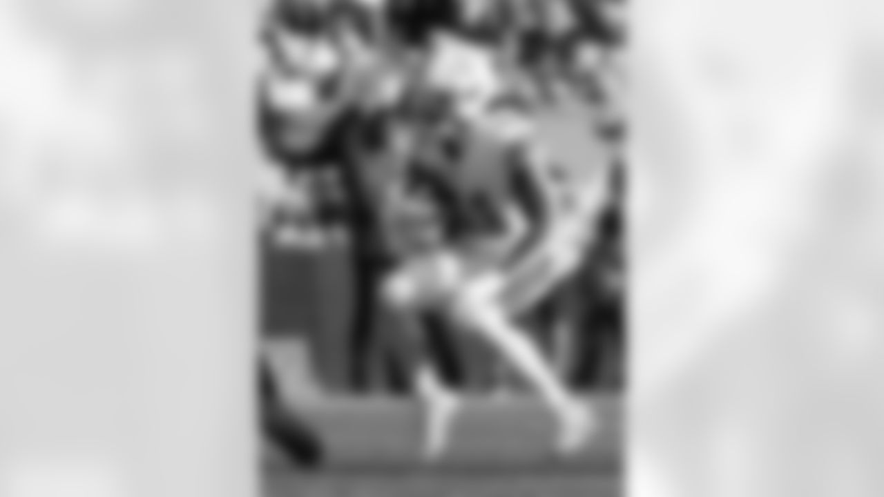 Check out the game action photos from the New Orleans Saints game against the Carolina Panthers for Week 10 of the 2025 NFL season on Nov. 9, 2025 at Bank of America Stadium.