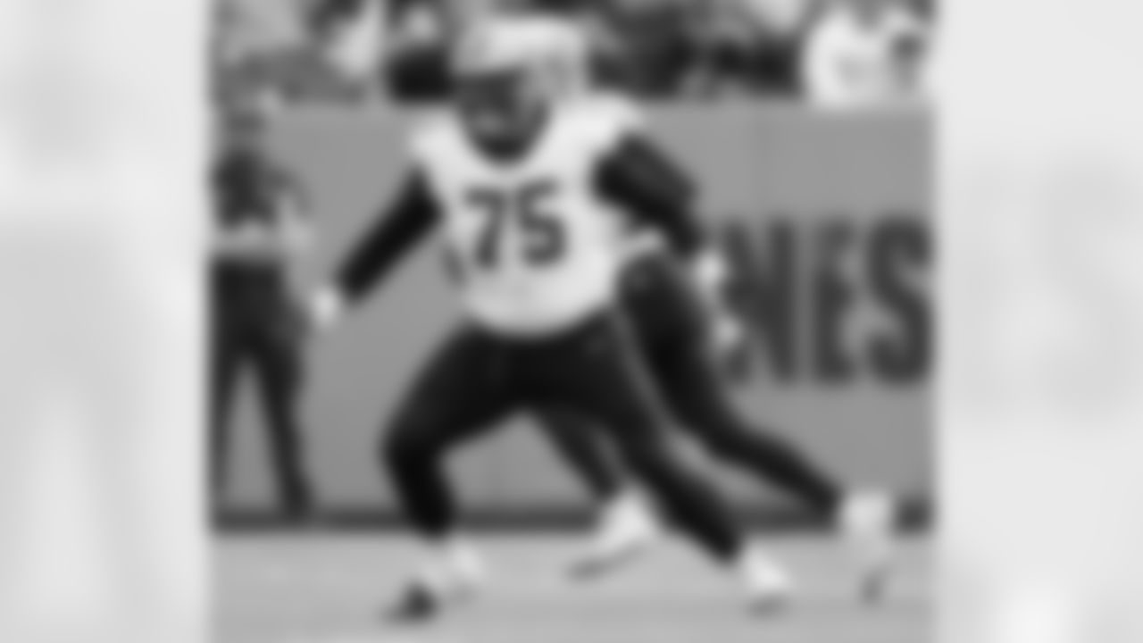 Check out the game action photos from the New Orleans Saints game against the Tennessee Titans for Week 17 of the 2025 NFL season on Dec. 28, 2025 at Nissan Stadium.