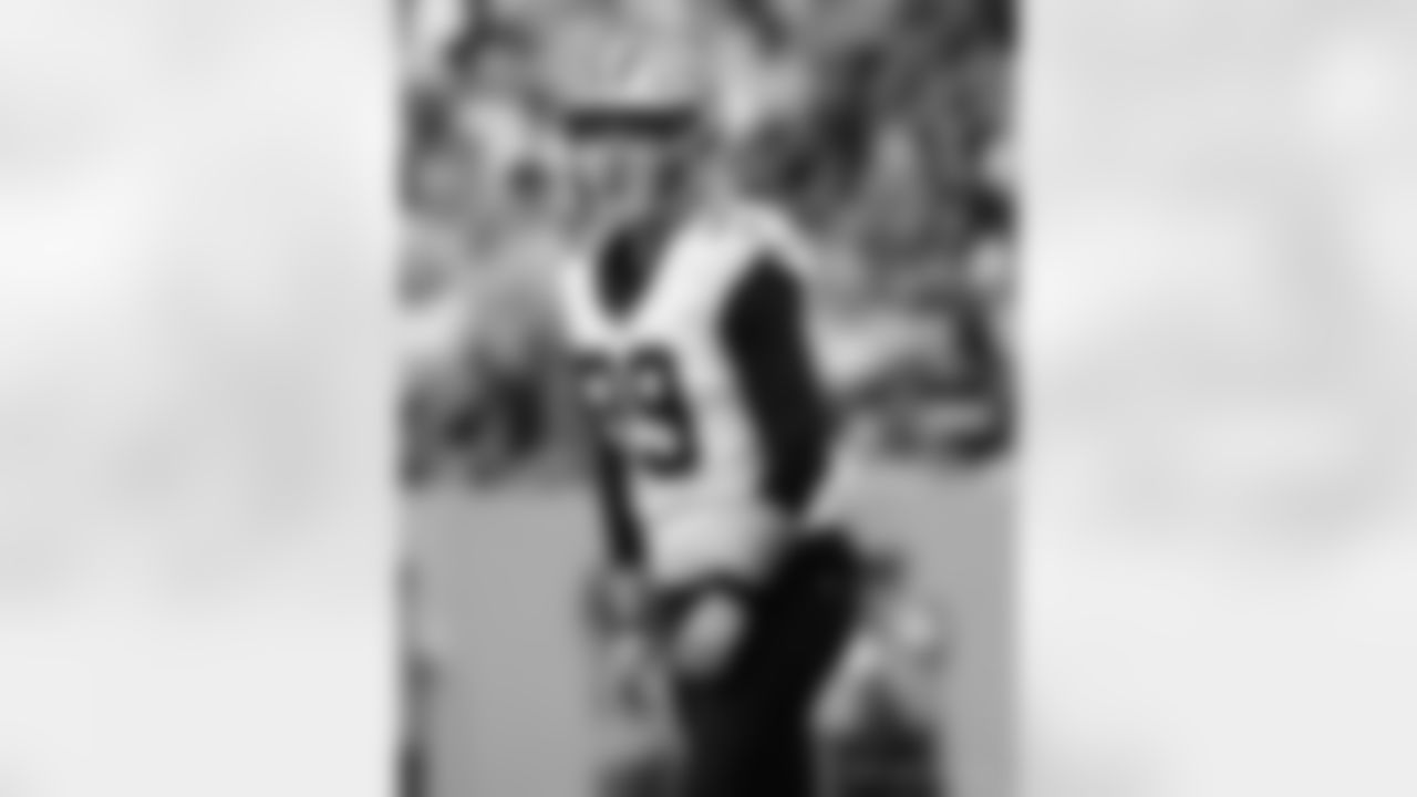 Check out the game action photos from the New Orleans Saints game against the Tennessee Titans for Week 17 of the 2025 NFL season on Dec. 28, 2025 at Nissan Stadium.