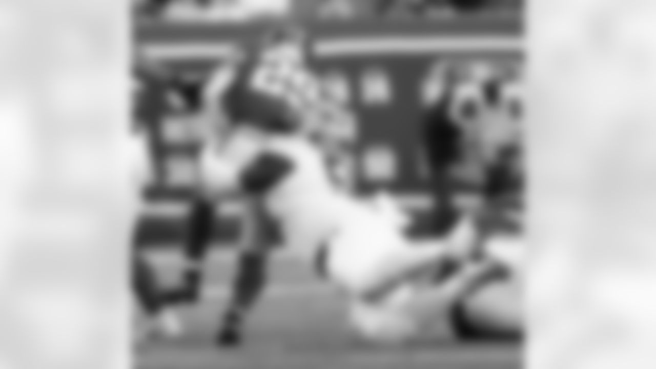DT Khalen Saunders (50) makes a tackle during the New Orleans Saints game against the New York Giants for Week 14 of the 2024 NFL Season on Dec. 8, 2024 at MetLife Stadium.