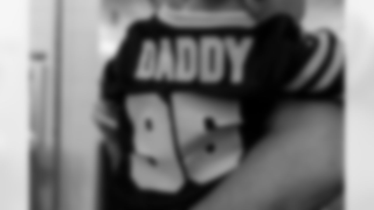 New Orleans Saints players hosted their annual Thanksgiving turkey giveaway at Dryades YMCA on Tuesday, Nov. 18, 2025. The players purchased turkeys and fixings from Rouses Markets to feed families in need, while giving them the opportunity to meet some of their favorite players during the annual holiday event.