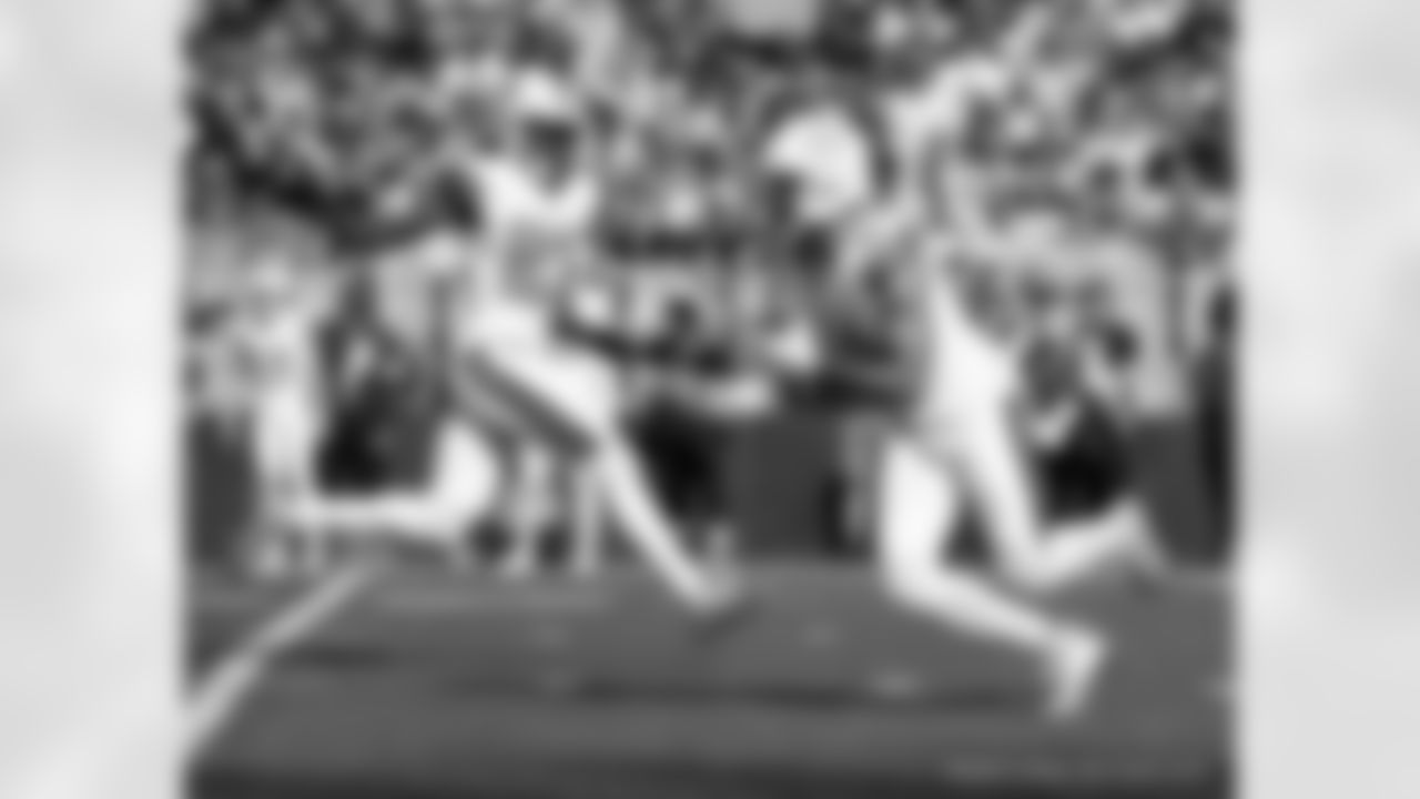 Check out the game action photos from the New Orleans Saints game against the Carolina Panthers for Week 10 of the 2025 NFL season on Nov. 9, 2025 at Bank of America Stadium.