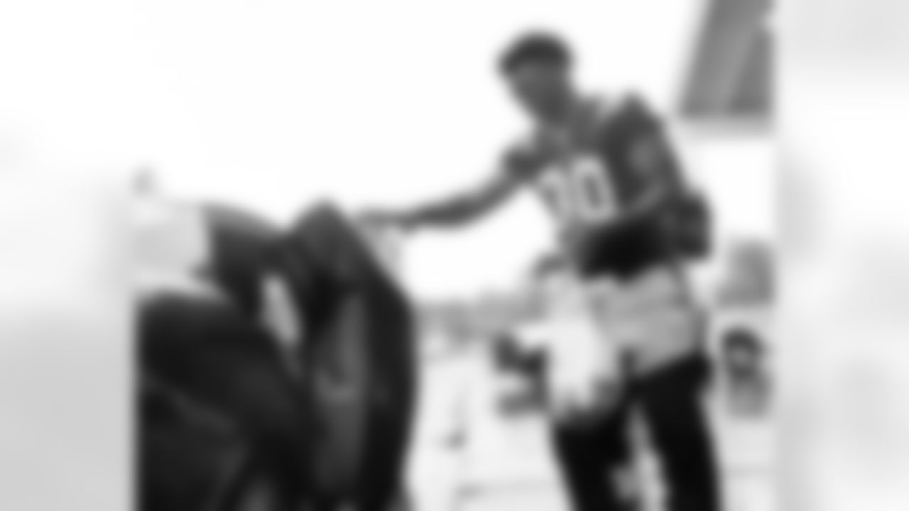 New Orleans Saints defensive tackle Davon Godchaux hosted a Thanksgiving turkey distribution for local residents at the COPAC Community Center on Nov. 25, 2025. The Plaquemine High School football team assisted Godchaux in the giveaway.