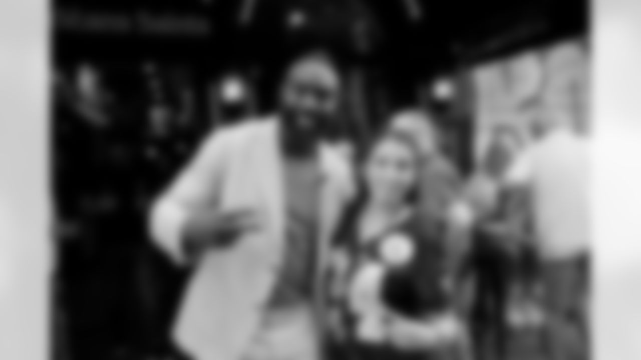 New Orleans Saints linebacker Demario Davis joined local Parisian fans, including our 2025 International Fan of the Year, as well as Paris Musketeers representatives, and FFFA coaches for happy hour at New Orléans Saints Café in in Paris, France on Thursday, July 10, 2025.