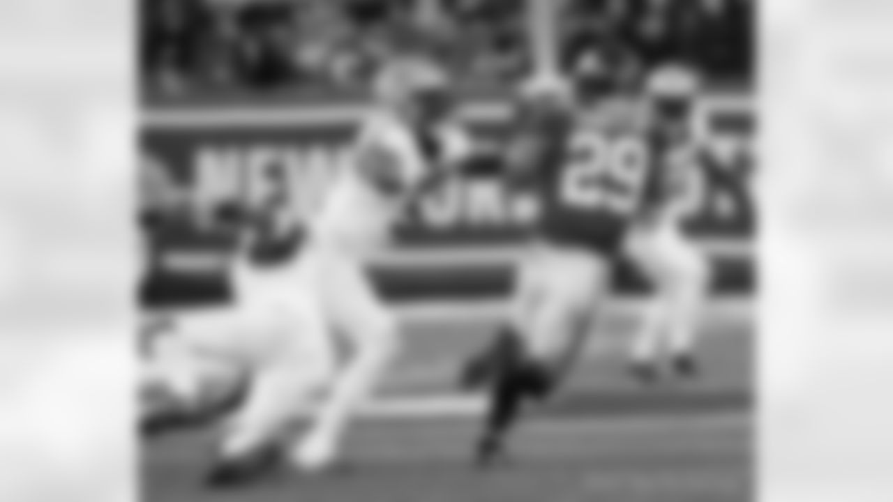DB Will Harris (5) in action during the New Orleans Saints game against the New York Giants for Week 14 of the 2024 NFL Season on Dec. 8, 2024 at MetLife Stadium.