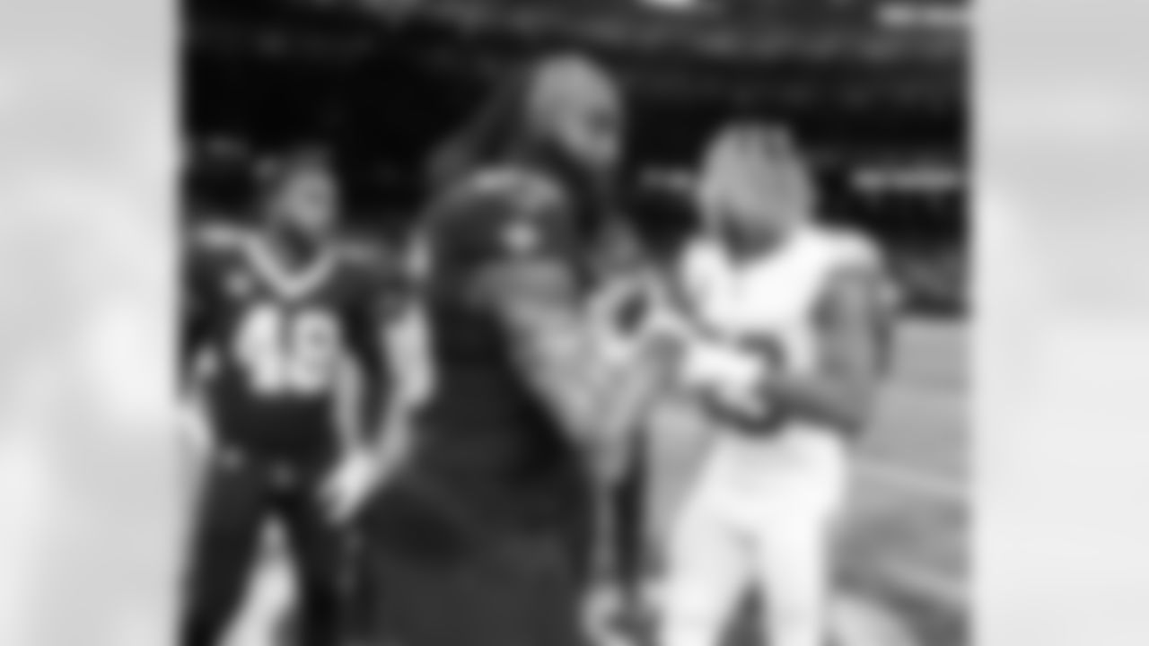 Check out the pregame warm-ups from the New Orleans Saints game against the New York Giants in Week 15 of the 2023 NFL season.