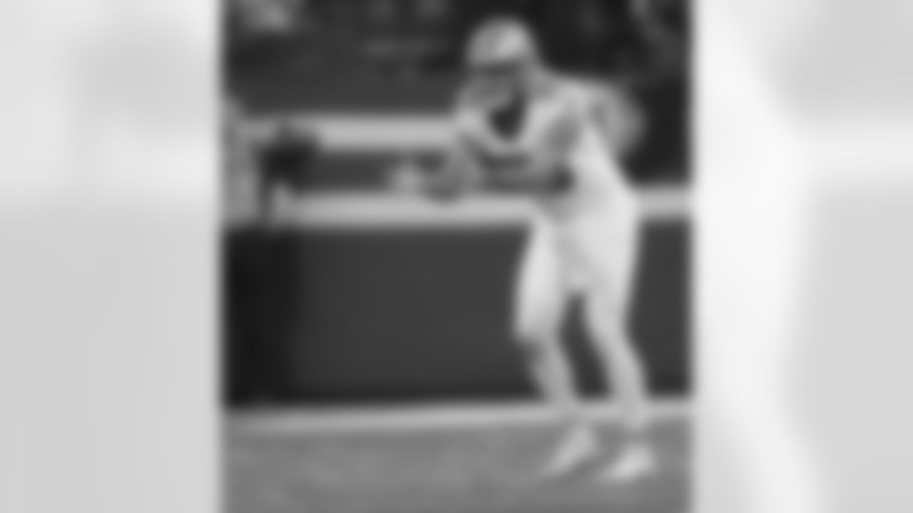 Check out photos of New Orleans Saints punter Lou Hedley in action throughout the 2023 NFL season.