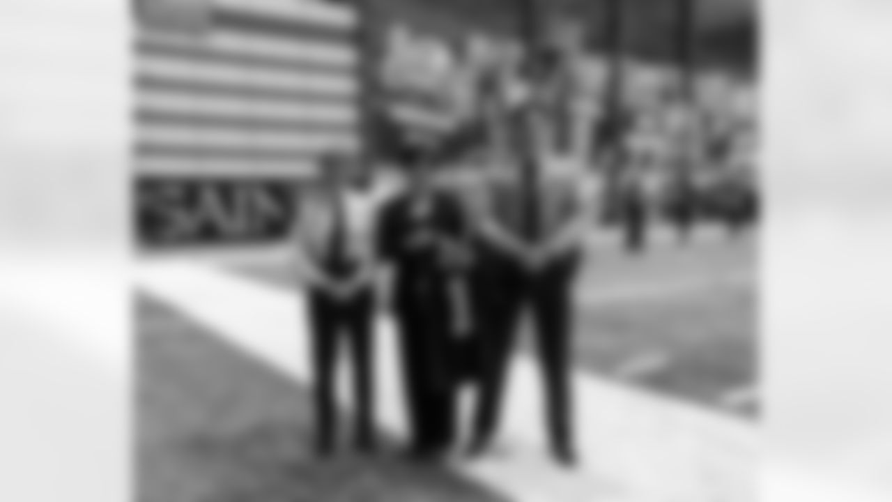 New Orleans Saints owner Gayle Benson honored four NOPD heroes during Saturday's walkthrough practice on January 3, 2026. Mrs. Benson, head coach Kellen Moore, and Saints players honored their response, service, and sacrifice during the Jan. 1 attacks on Bourbon Street.