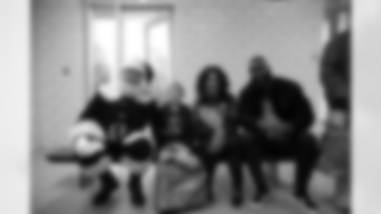 New Orleans Saints linebacker Demario Davis and his wife Tamela, through their Devoted Dreamers Foundation, teamed up with the Beignet Fest Foundation to gift holiday presents to 50 kids from Camp Benny on Wednesday, Dec. 10, 2025.