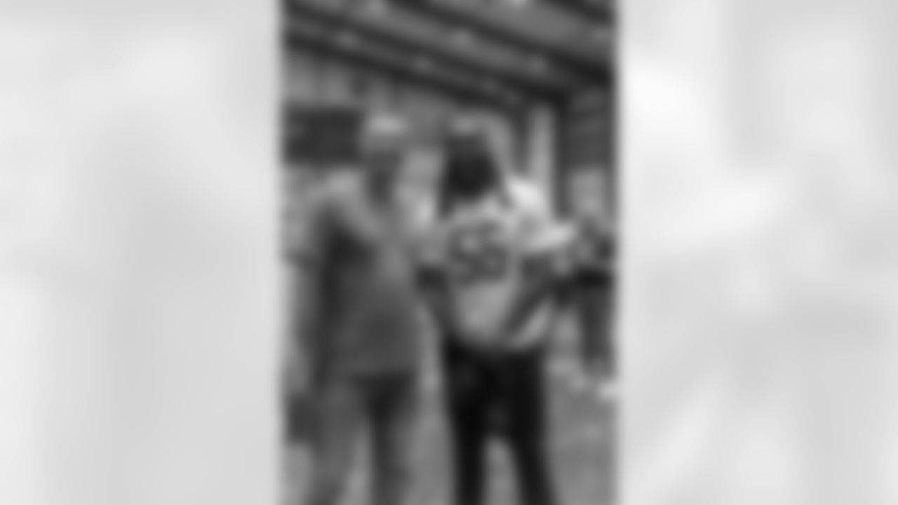 New Orleans Saints head coach Kellen Moore and Saints players welcomed the Paris Musketeers to the Ochsner Sports Performance Center on Saturday, November 22, 2025.