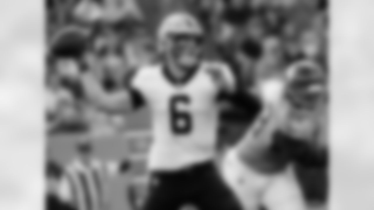 Check out the game action photos from the New Orleans Saints game against the Tennessee Titans for Week 17 of the 2025 NFL season on Dec. 28, 2025 at Nissan Stadium.