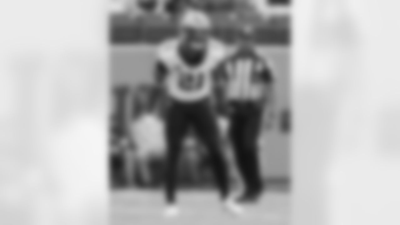 Check out the game action photos from the New Orleans Saints game against the Tennessee Titans for Week 17 of the 2025 NFL season on Dec. 28, 2025 at Nissan Stadium.